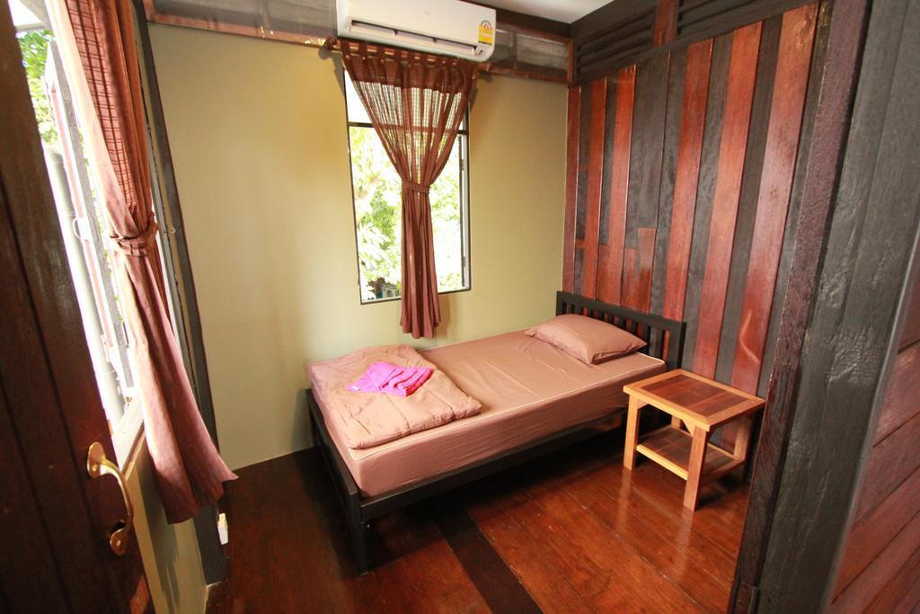 Viman Guesthouse Bangkok Exterior foto