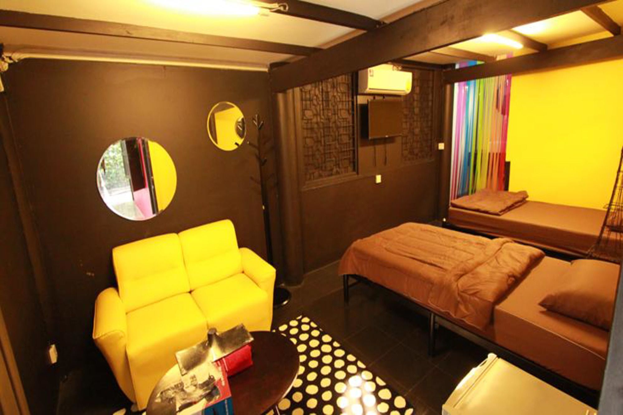 Viman Guesthouse Bangkok Exterior foto